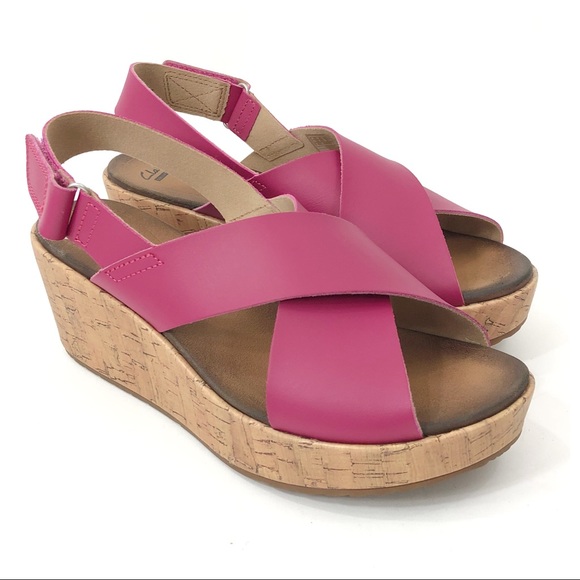 clarks pink wedge sandals